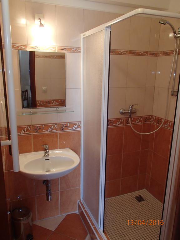 Pension Magnolia Trenčín Екстериор снимка