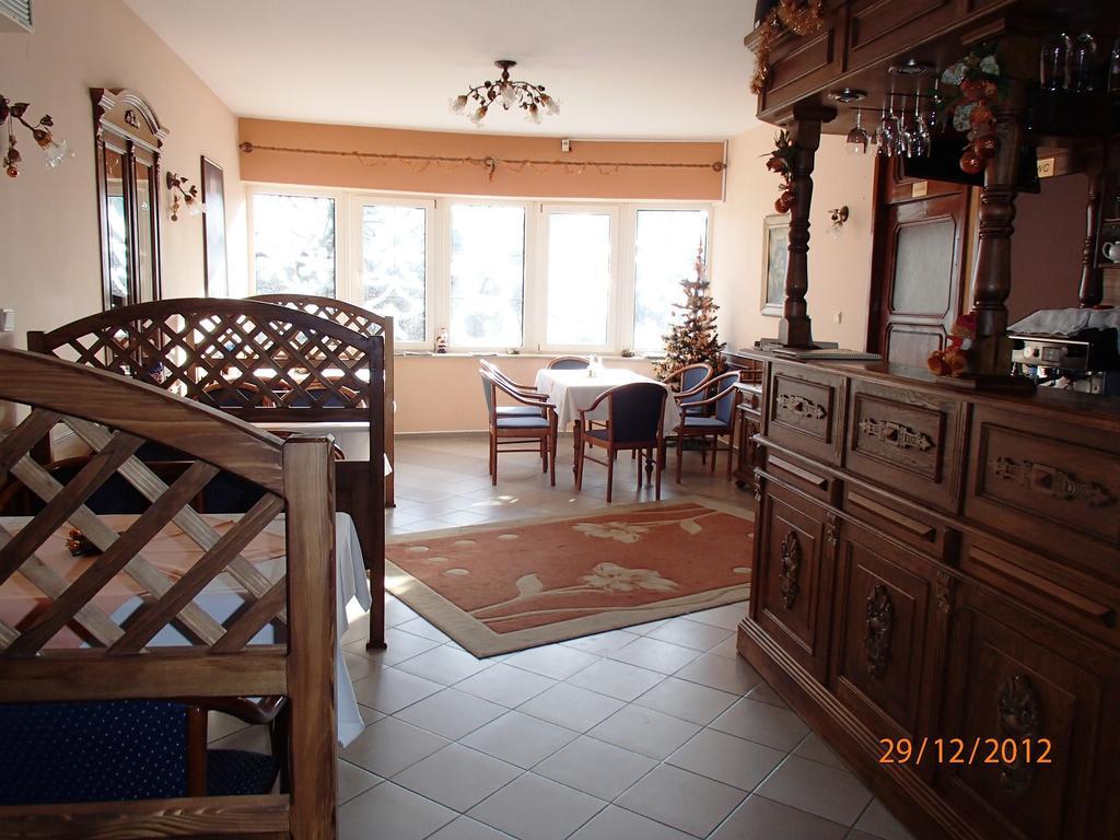 Pension Magnolia Trenčín Екстериор снимка