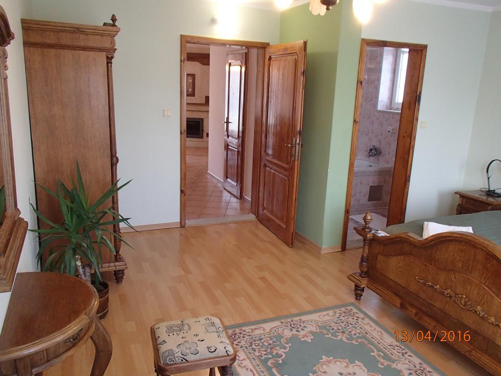 Pension Magnolia Trenčín Екстериор снимка