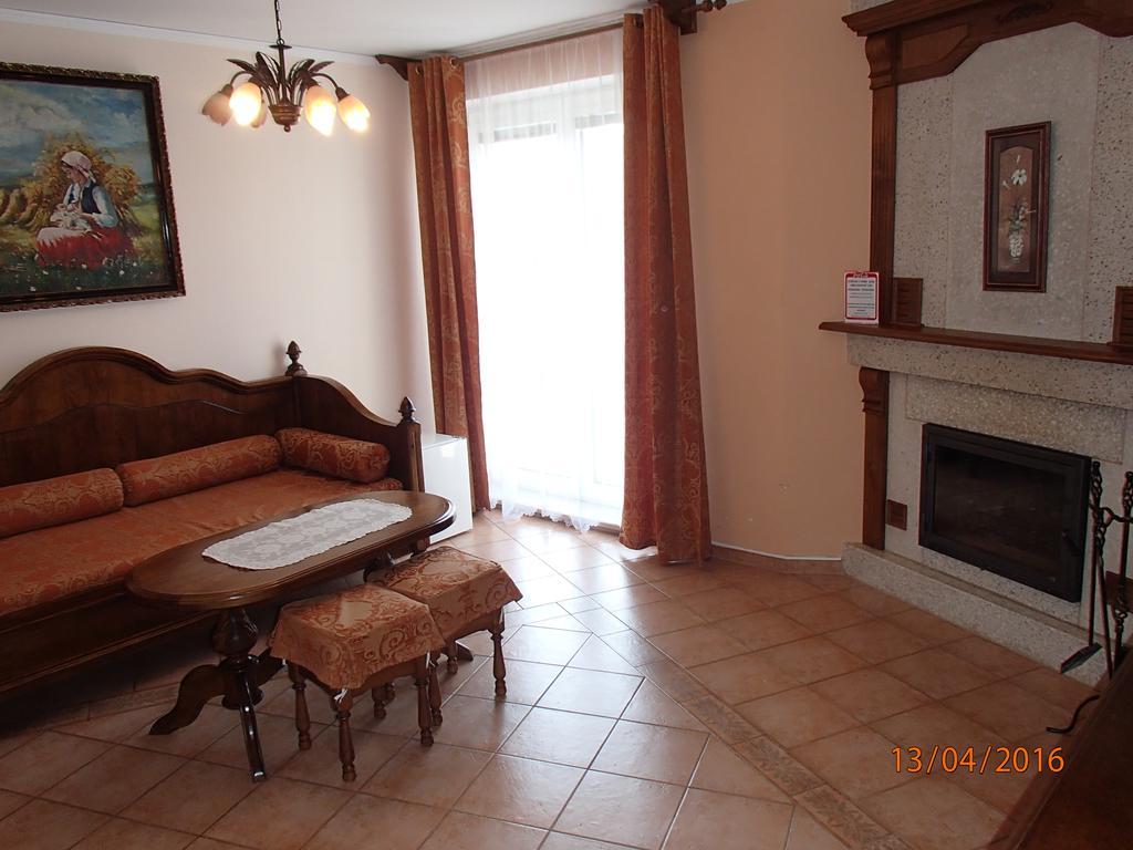 Pension Magnolia Trenčín Екстериор снимка