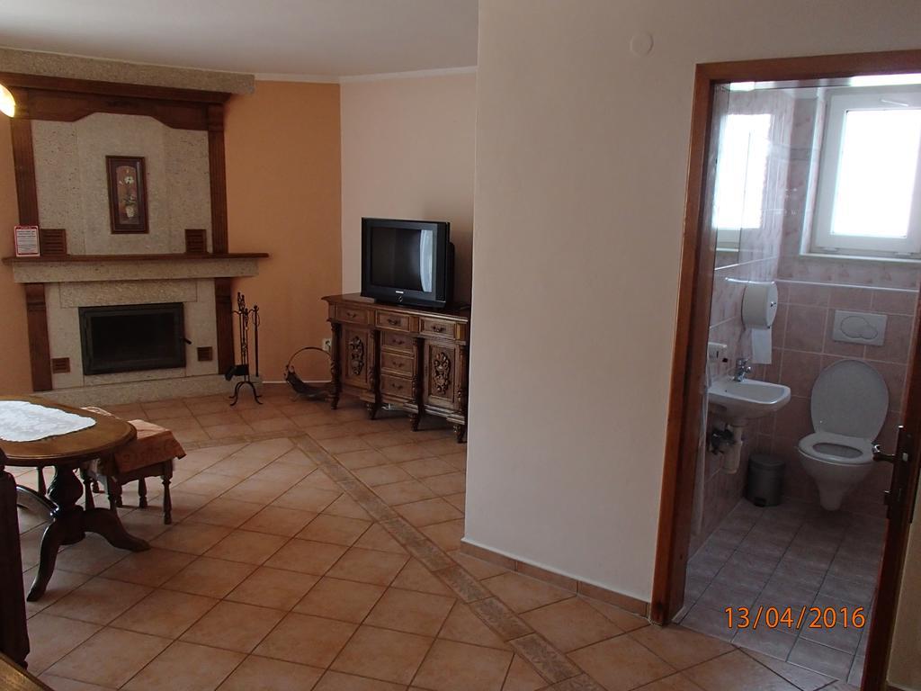 Pension Magnolia Trenčín Екстериор снимка