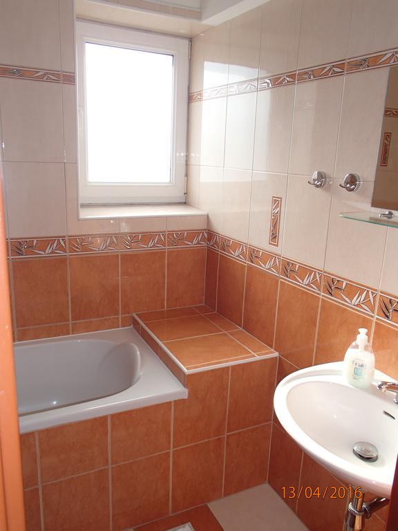 Pension Magnolia Trenčín Екстериор снимка