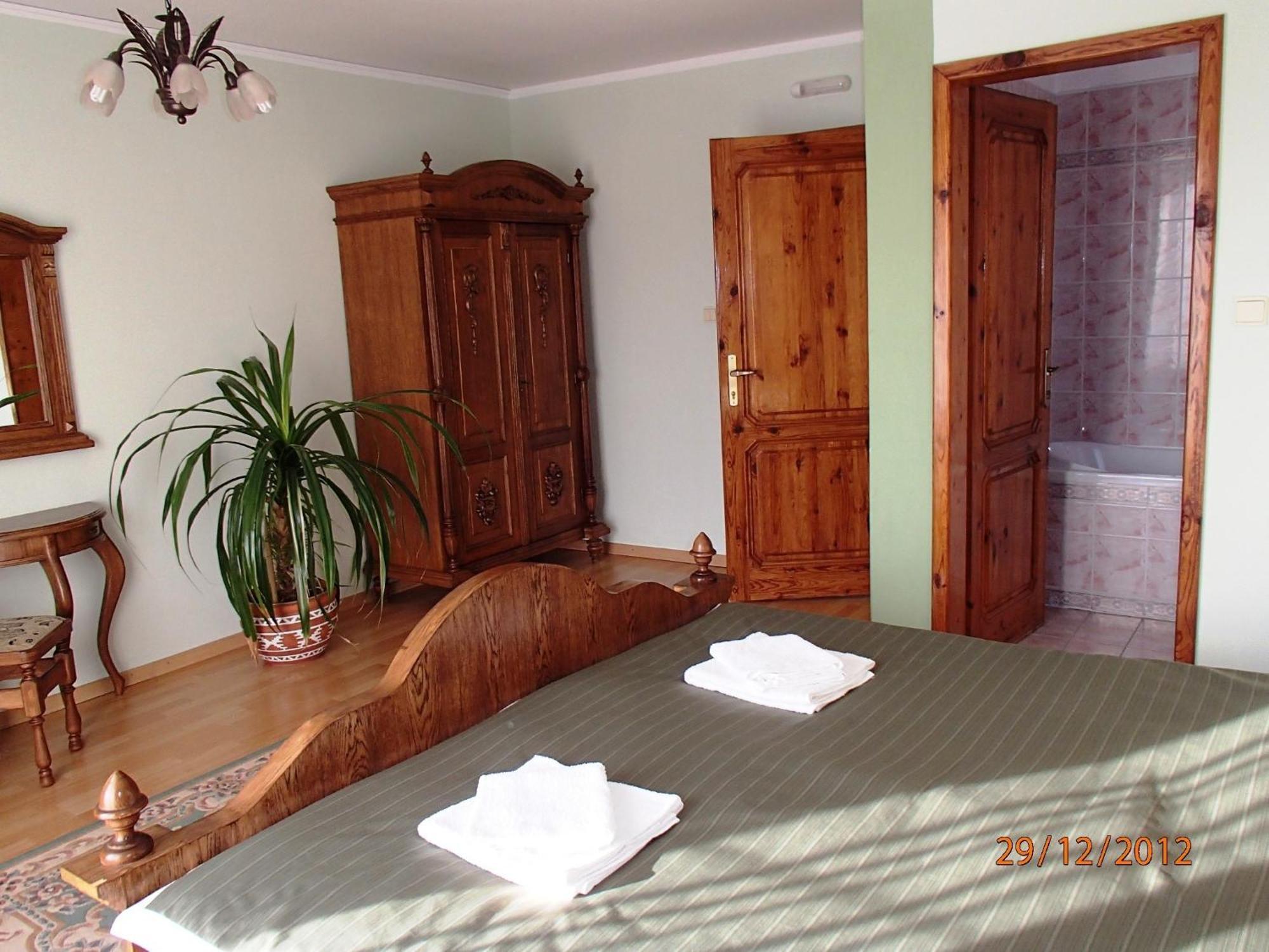 Pension Magnolia Trenčín Екстериор снимка